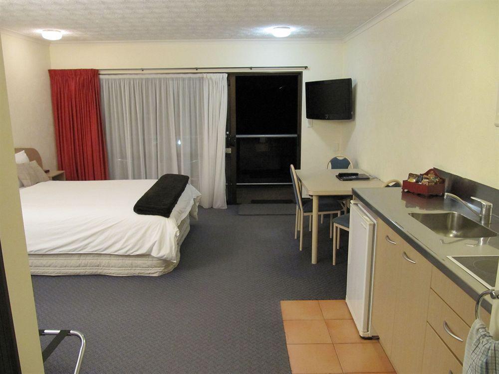 Palm City Motor Inn Нейпир Экстерьер фото